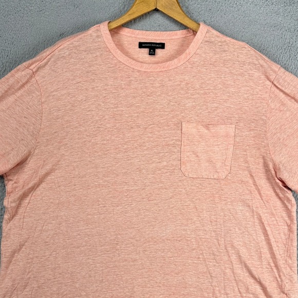 Banana Republic Adult Mens T-Shirt XL Peach Pocket Tee Short Sleeve 100% Linen